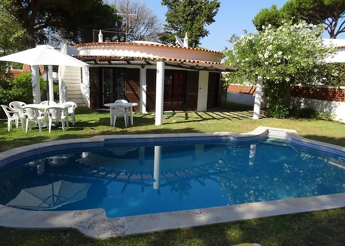 Fantastica Moradia Com Piscina Privada 빌라모라