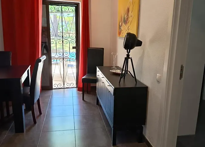 Fantastica Moradia Com Piscina Privada 펜션 빌라모라