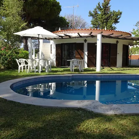 Nyaraló Fantastica Moradia Com Piscina Privada