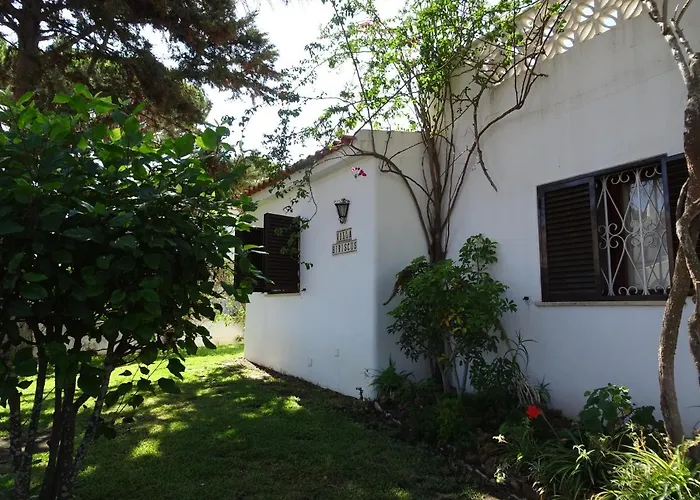 度假居 Fantastica Moradia Com Piscina Privada *