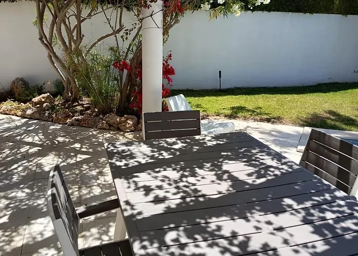 度假居 Fantastica Moradia Com Piscina Privada 维拉摩拉