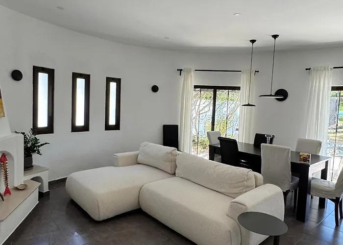 Fantastica Moradia Com Piscina Privada